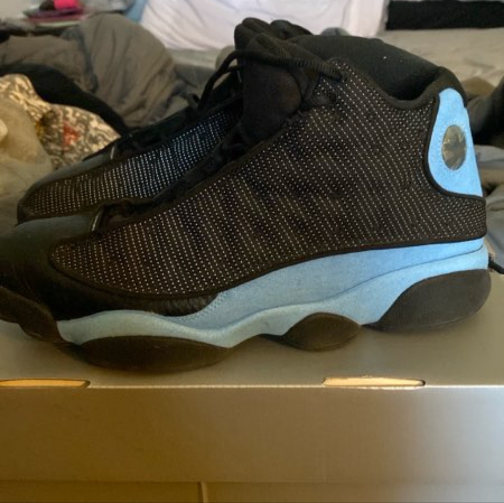 Mens Nike Air Jordan 13 Sneakers  size 10~ Black & blue